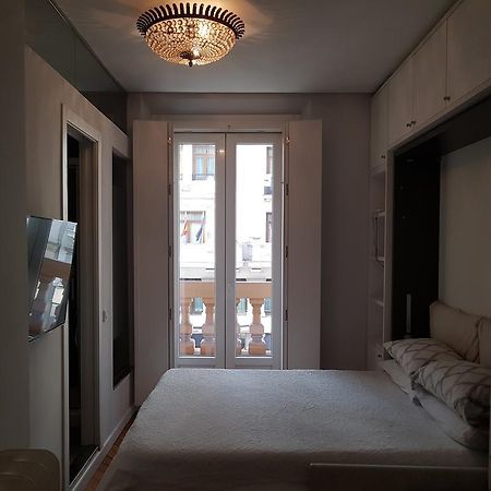 Hostal Montecarlo Мадрид Экстерьер фото